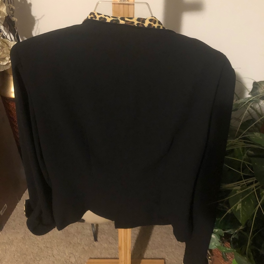 Jacket - Picture 3 of 4